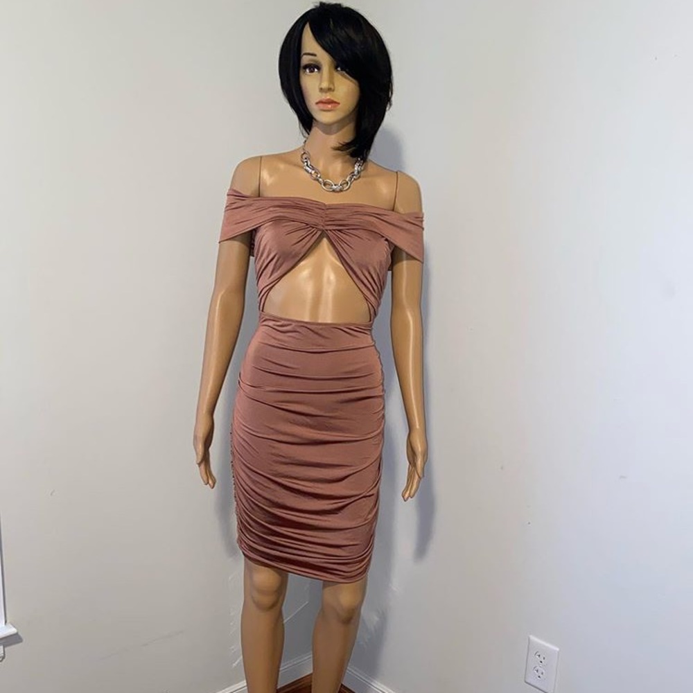 Body on dress